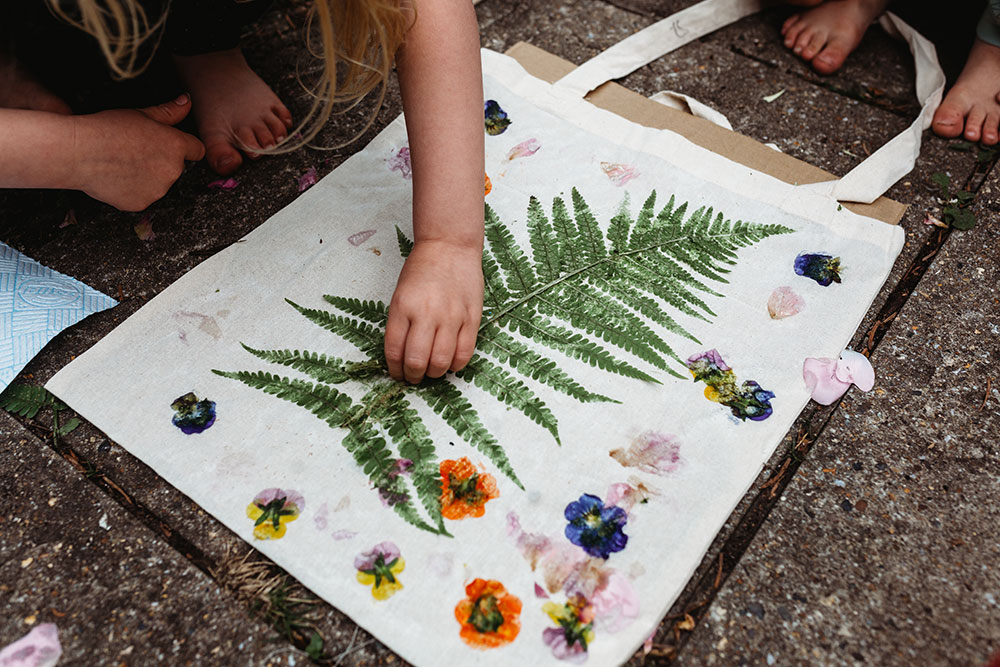Make Your Own Foraging Bag!