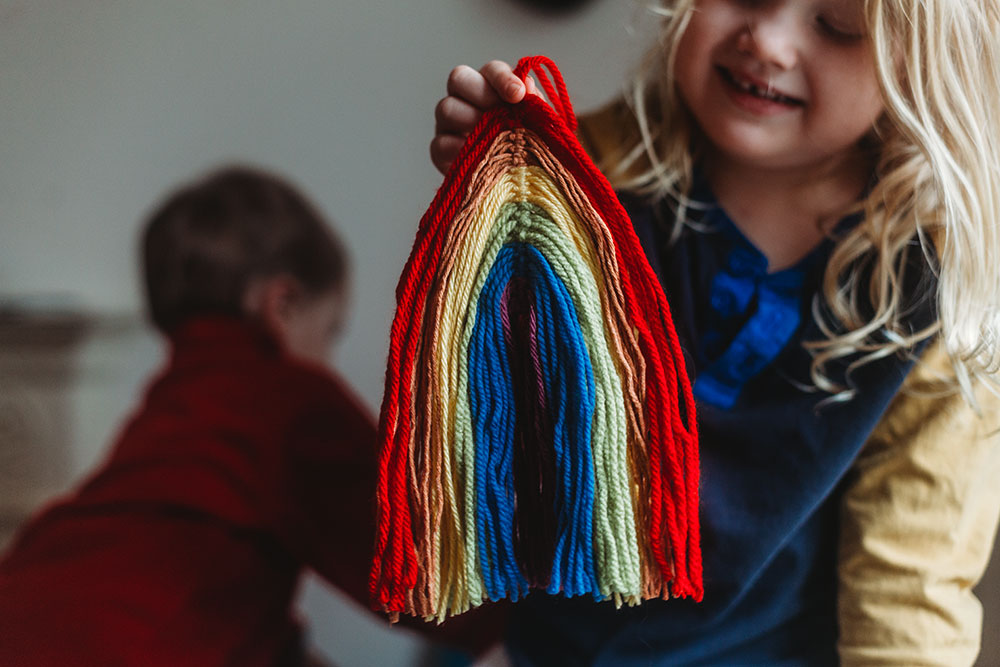 Easy Yarn Rainbows & Macrame Feathers & Leaves
